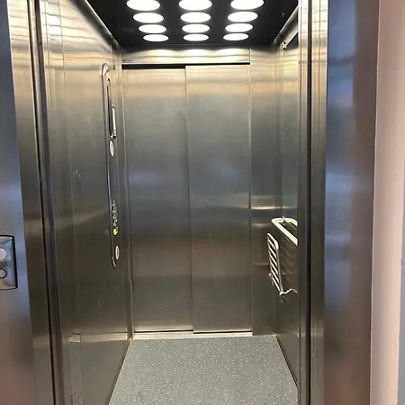 Apartment V Srdci Podebrad 100m2 *