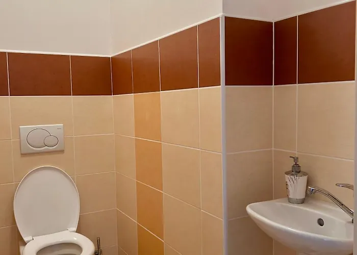 Apartmán V Srdci Poděbrad 100m2 *
